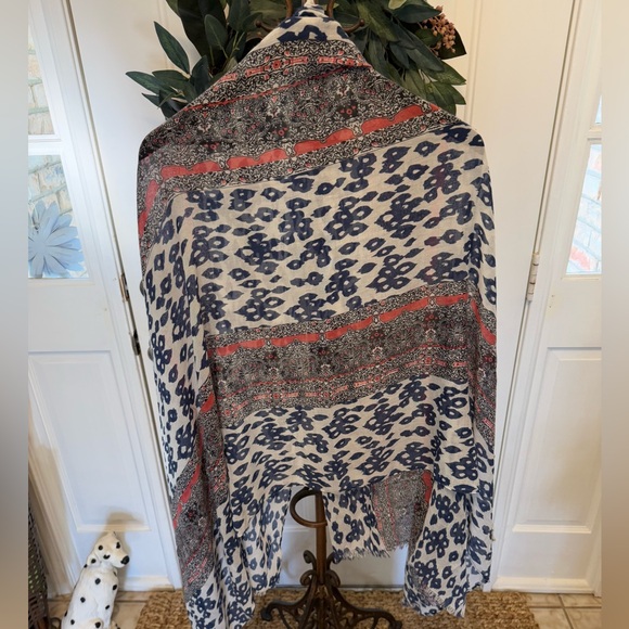 Pretty Mixed Print Leopard Print & Floral Print Long Lightweight Scarf OS - Picture 3 of 8